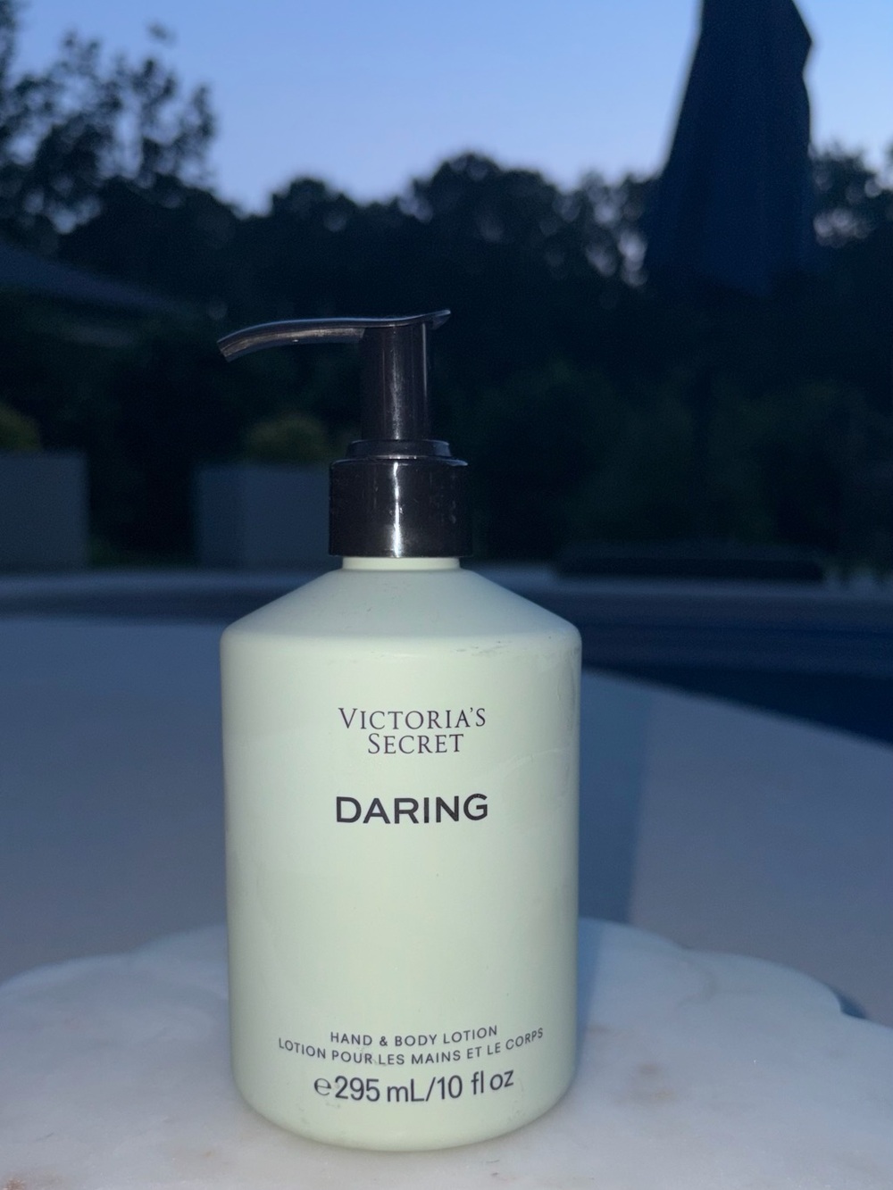 Victoria’s Secret - Hand & Body Lotion - DARING - Picture 6 of 13